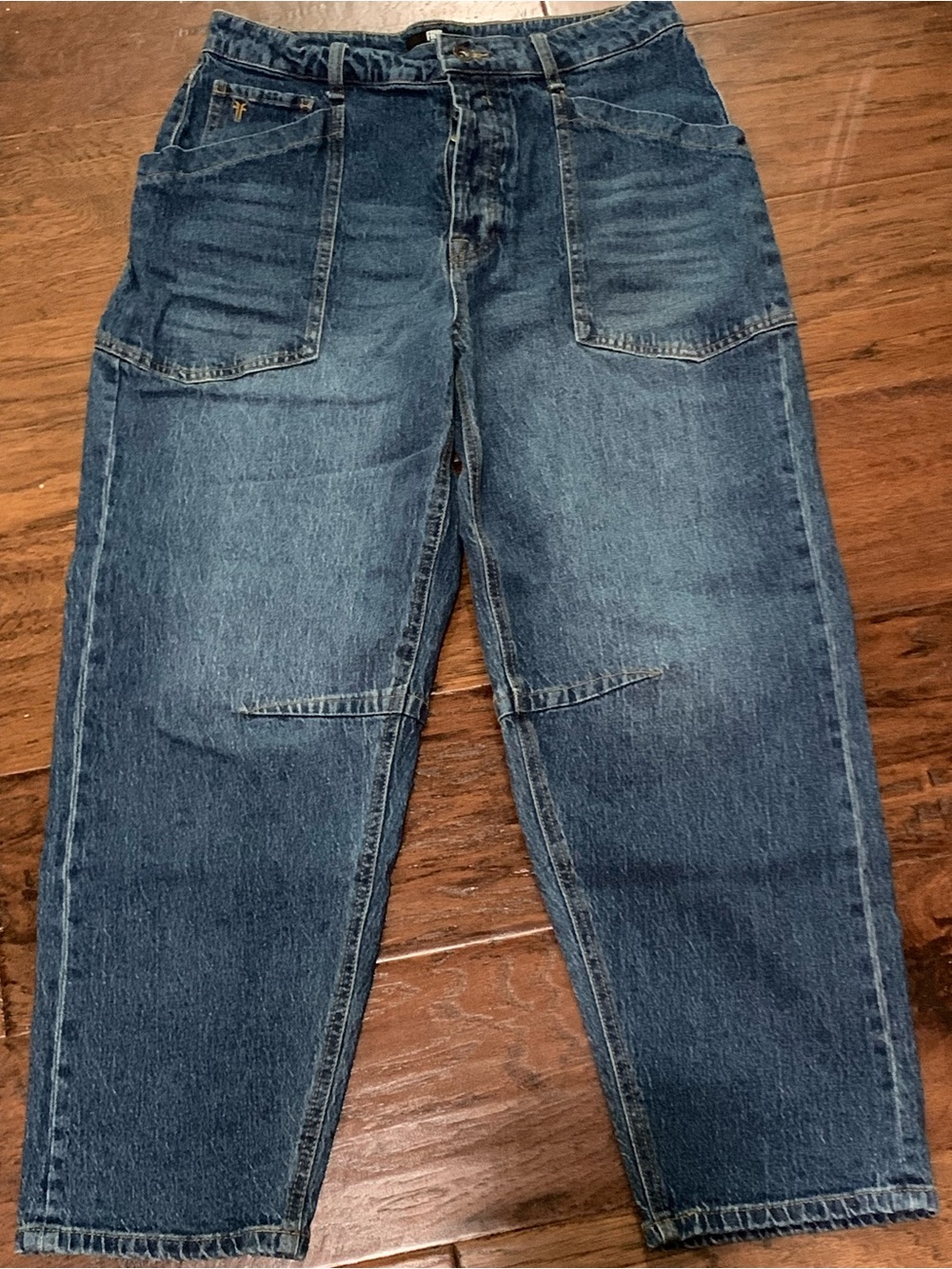 FRYE Womens Barrel Leg Jeans Size 6